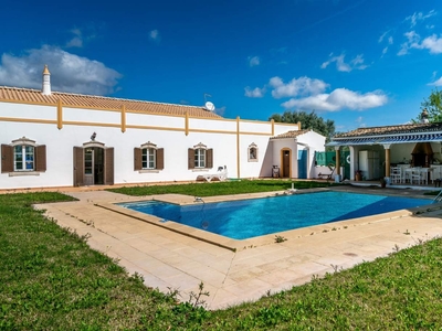 Venda de moradia com piscina em Boliqueime, Loulé, Algarve
