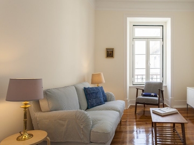 Apartamento de 3 quartos para alugar em Graça e São Vicente, Lisboa
