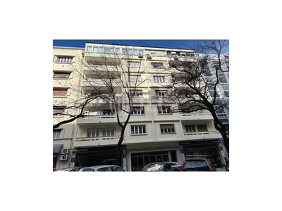 Apartamento T3+1 nas Avenidas Novas, em Lisboa
