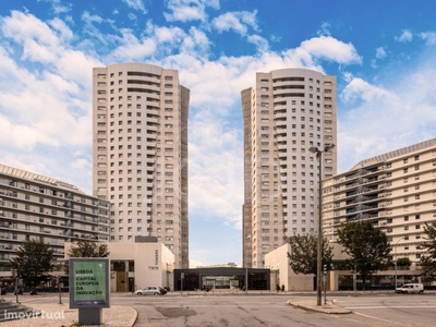 Apartamento T4 nas Twin Towers em Sete Rios, Lisboa