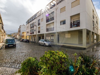 Apartamento T2 à venda em Coimbrão, Leiria