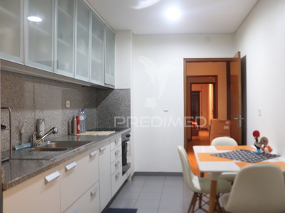 Conquiste o seu espaço, fantástico apartamento em Nogueira,