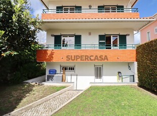 Moradia Isolada T4 à venda em Oeiras e São Julião da Barra, Paço de Arcos e Caxias
