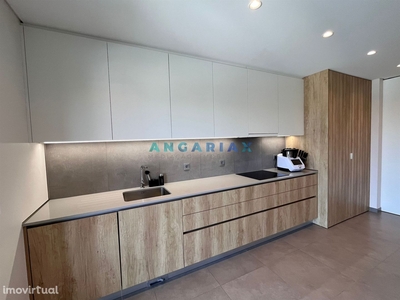 ANG887 - Apartamento T3 Duplex com rentabilidade para Venda em Santa C