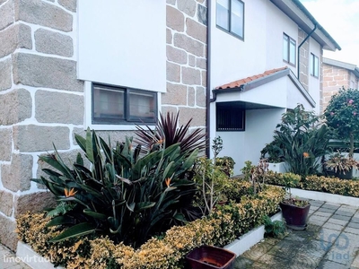 Casa / Villa T4 em Porto de 167,00 m2