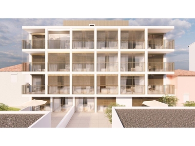 Apartamento T2 Duplex com terraço e 2 varandas, Centro de...