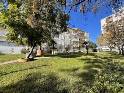 Apartamento T2 para arrendamento em Eiras e São Paulo de Frades