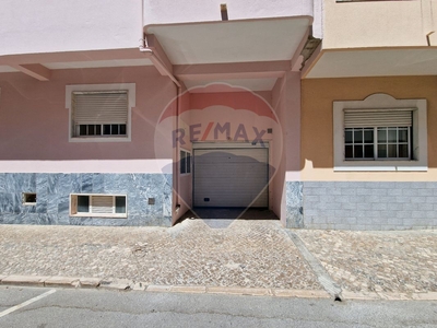 Garagem à venda em Pinhal Novo, Palmela