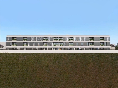 Apartamento T2 com varanda em novo empreendimento em São Mamede