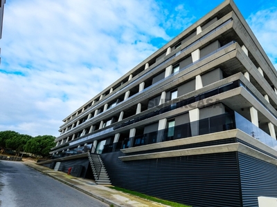 Apartamento T3 para arrendamento em Vila Nova de Famalicão e Calendário