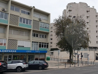 Apartamento T3 para arrendar em Alvalade, Lisboa