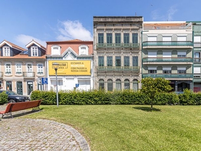 Prédio à venda em Viana do Castelo (Santa Maria Maior e Monserrate) e Meadela, Viana do Castelo