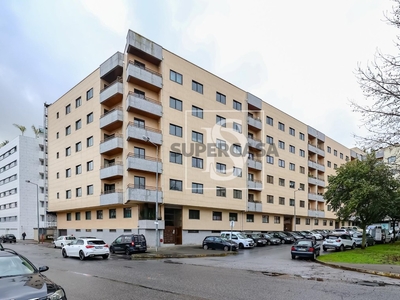 Apartamento T3 à venda em Braga (Maximinos, Sé e Cividade)