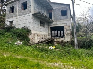 Casa Rústica T1 à venda em São Cristóvão de Nogueira