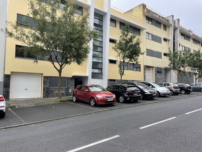 Apartamento T1 para arrendar mobilado é equipado no paim - São. José | Ponta Delgada