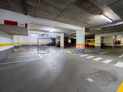 Lugar de estacionamento junto ao Estádio da Luz Benfica