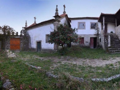Quinta com Casa e Capela em Arcos de Valdevez