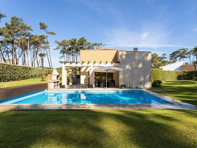 Venda: Moradia de luxo com piscina e jardim, junto à Praia de Ofir, Esposende