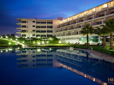 Vende-se Apartamento T1 em Resort de Luxo, Portimão