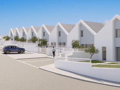 Moderna moradia T2, em construção, em Ferragudo, Algarve