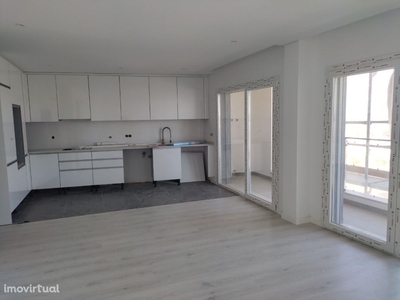 Apartamento T3 novo Sta Marta - Corroios 'OFERTA DE ESCRI...