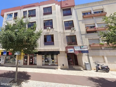 Estacionamento para comprar em Santa Maria da Graça, Portugal