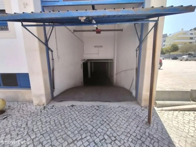 Estacionamento para comprar em Santa Maria da Graça, Portugal