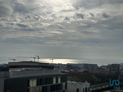 Apartamento T3 em Lisboa de 107,00 m²