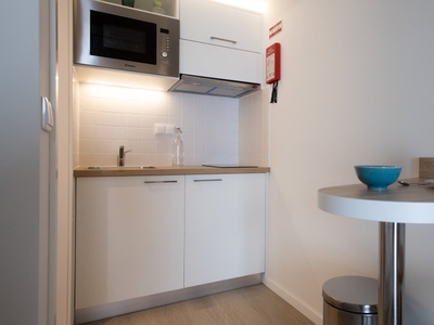 Lindo apartamento T0 para arrendamento na baixa do Porto