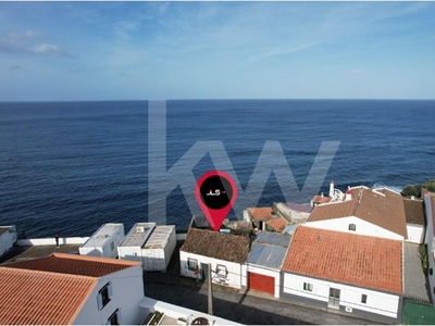 Moradia Beira Mar, Ideal para investimento, Calhetas, Ribeira Grande, Ilha de São Miguel