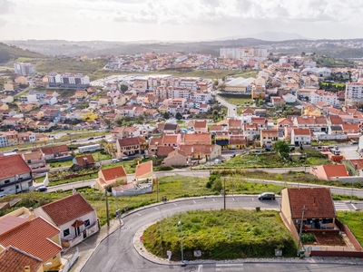 Terreno Urbano em Casal de Cambra, Sintra
