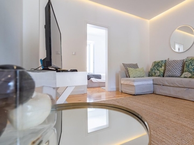 Elegante apartamento de 3 quartos para alugar em Arroios, Lisboa