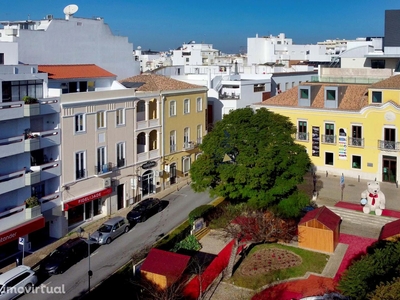 Apartamento com 3 Quartos situado no centro da cidade de Portimão