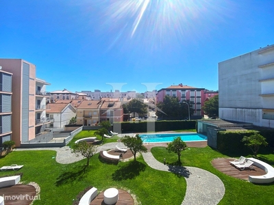 Apartamento T2 em Benfica com piscina e jardim