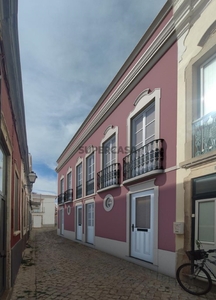 Moradia T10 à venda em Faro (Sé e São Pedro)