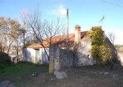 Casa Antiga T1 à venda em Madalena e Beselga