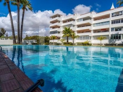 Apartamento T2 com jardim e acesso a piscina em Quarteira/ Loule / Algarve