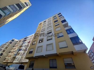 Apartamento T2 à venda em Impasse Sagrada Família