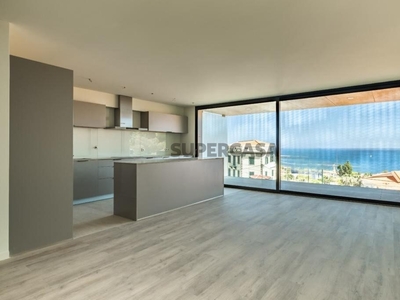 Apartamento T3 à venda em Funchal (Santa Maria Maior)