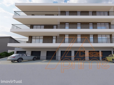 Apartamento T3 PRONTO a HABITAR Remodelado c/ elevador em Setúbal