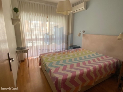 Arrenda-se apartamento T2 totalmente mobilado em Coimbra,...