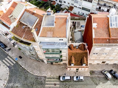 Edifício para comprar em Ajuda, Portugal