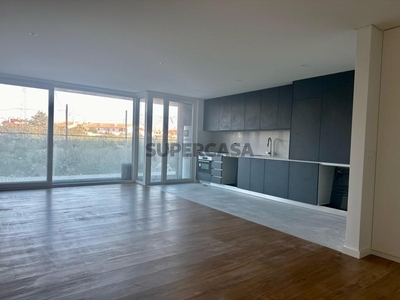 Apartamento T2 à venda em Aradas