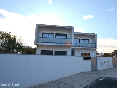 Apartamentos T3 em Oliveira de Azeméis com excelentes áreas!