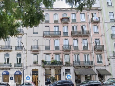 Exclusivo Apartamento T1 no Coração do Príncipe Real, Lisboa, renovado