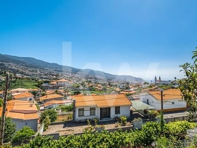 Moradia independente em Santo António, Funchal - Ilha da Madeira