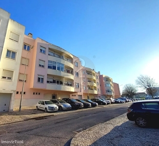 Apartamento para alugar em Vialonga, Portugal