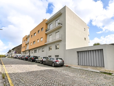 Apartamento - T2 - Monte dos Burgos - Ramalde - Porto