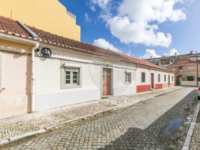 Moradia T2 à venda em Agualva e Mira-Sintra, Sintra