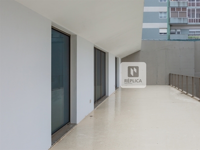 Apartamento T3 Novo com Terraço 60m2- Empreendimento Varandas de Salgueiros - Paranhos